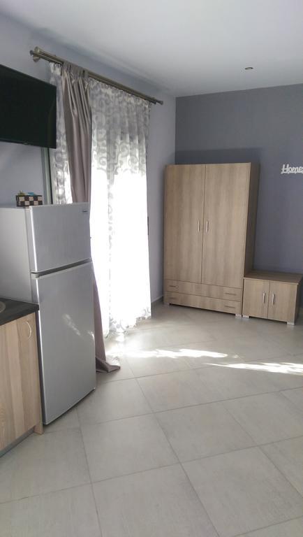 Aimilias Family Apartments Βρασνά Εξωτερικό φωτογραφία
